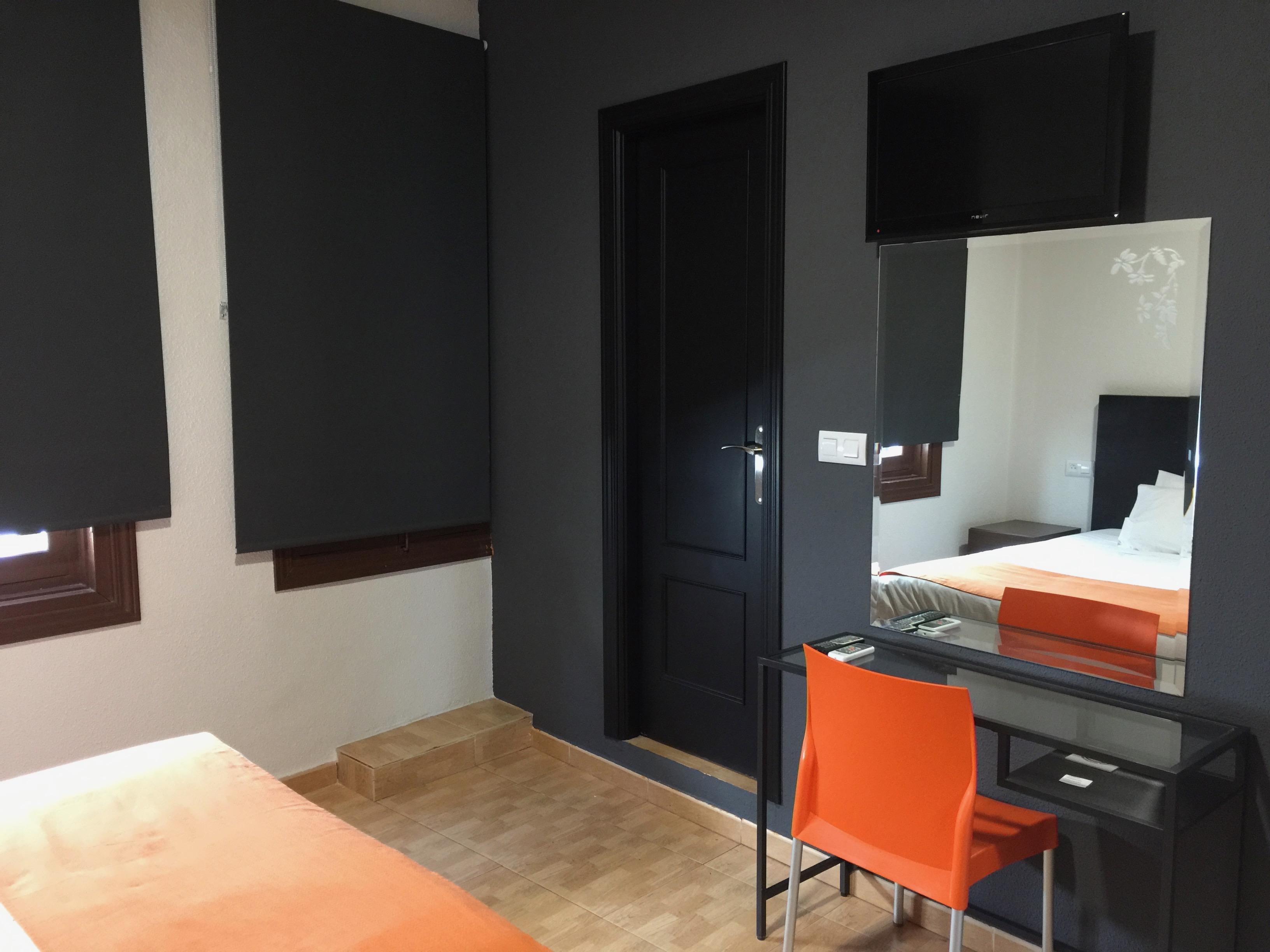 Kubik Hotel Касерес Экстерьер фото