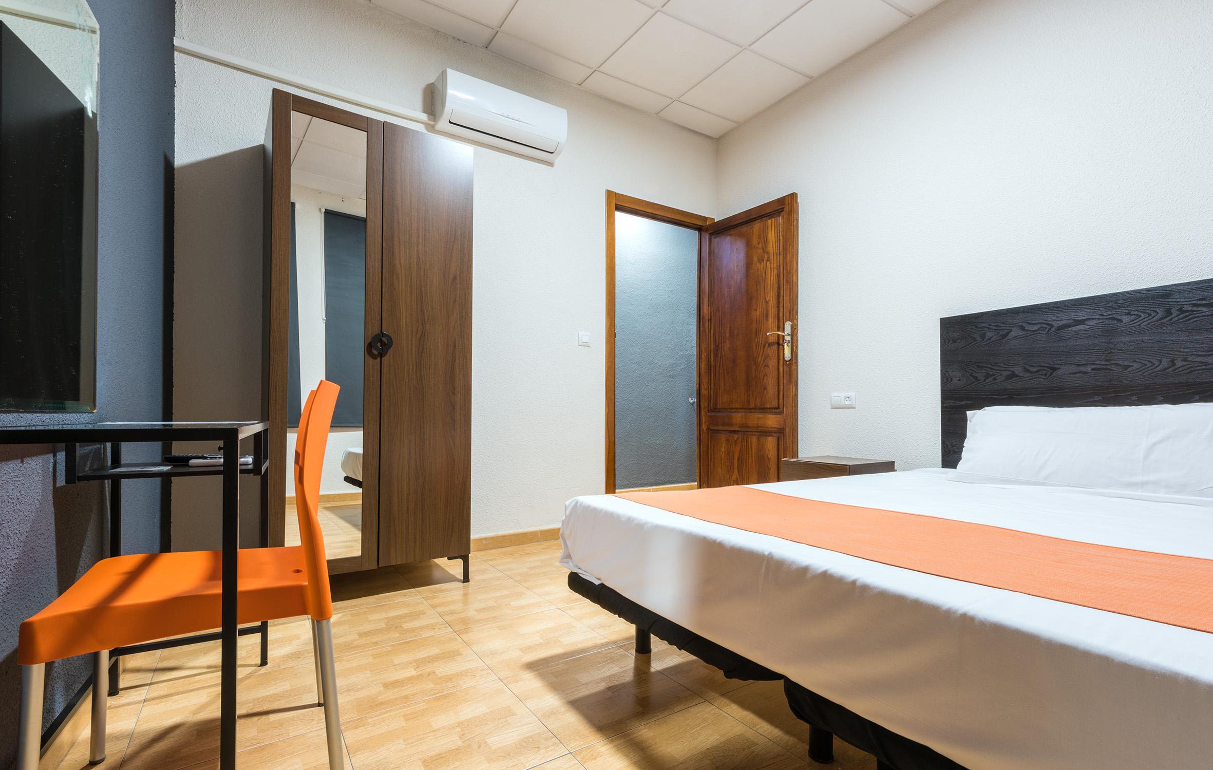 Kubik Hotel Касерес Экстерьер фото