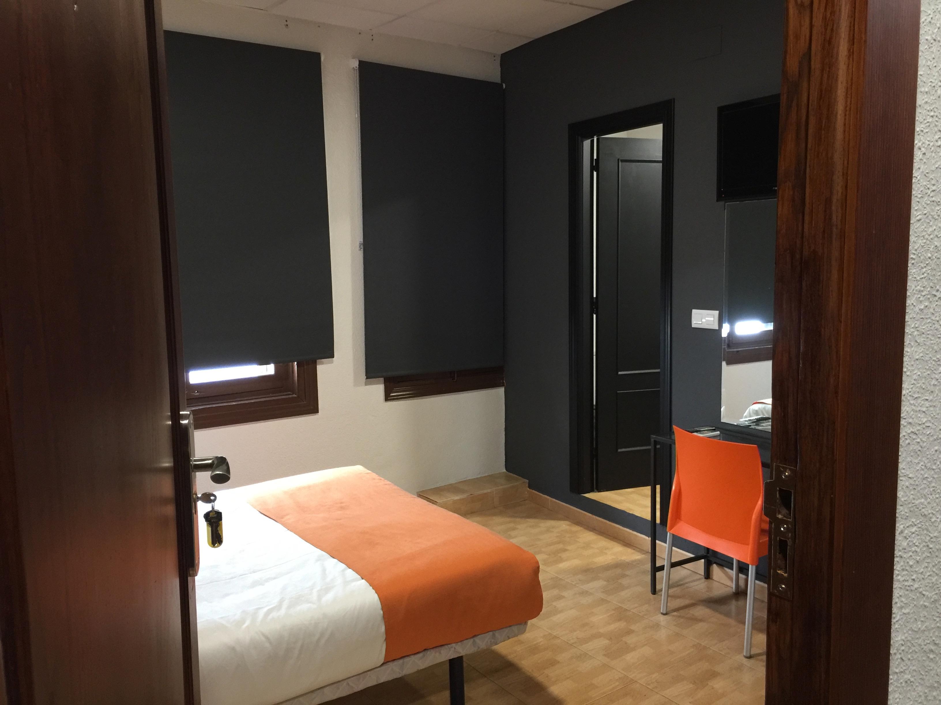 Kubik Hotel Касерес Экстерьер фото