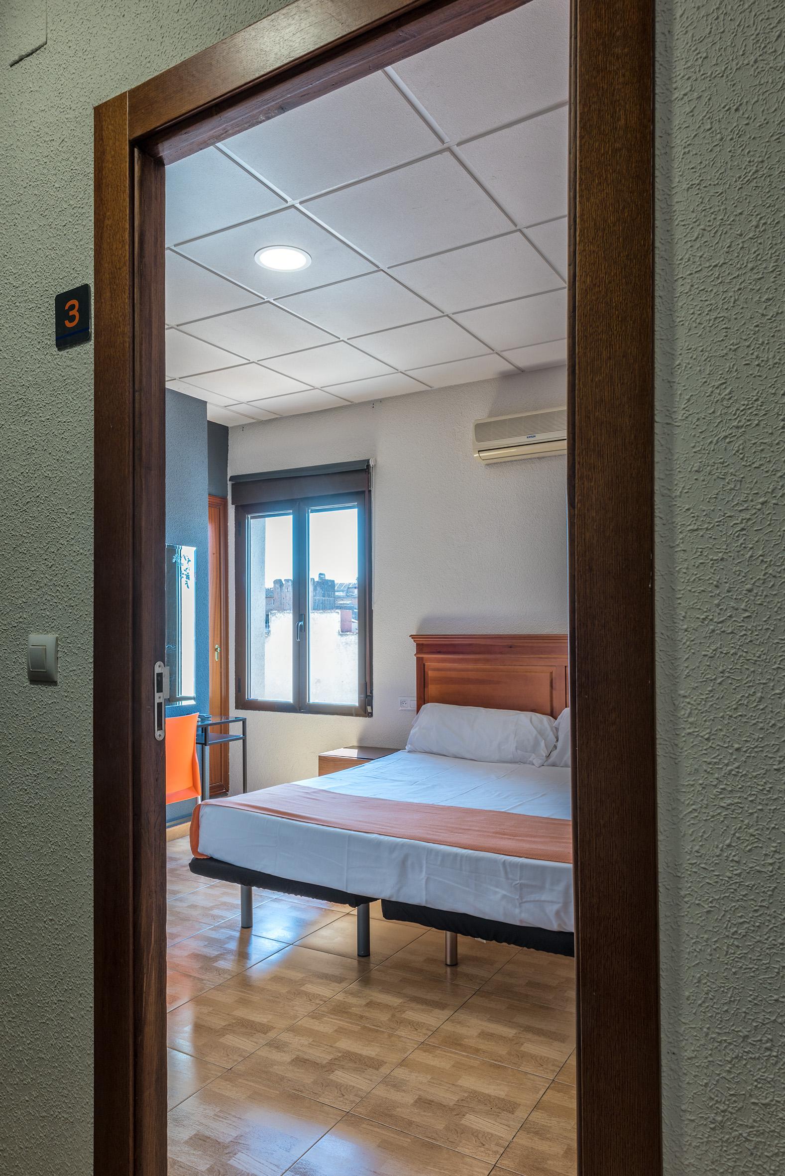 Kubik Hotel Касерес Экстерьер фото