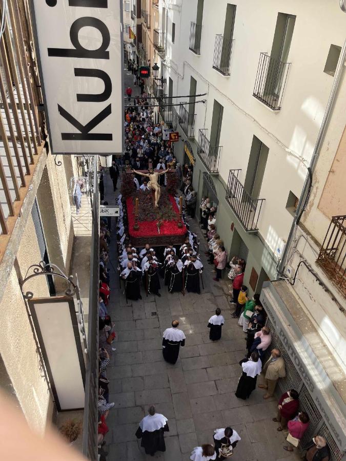 Kubik Hotel Касерес Экстерьер фото
