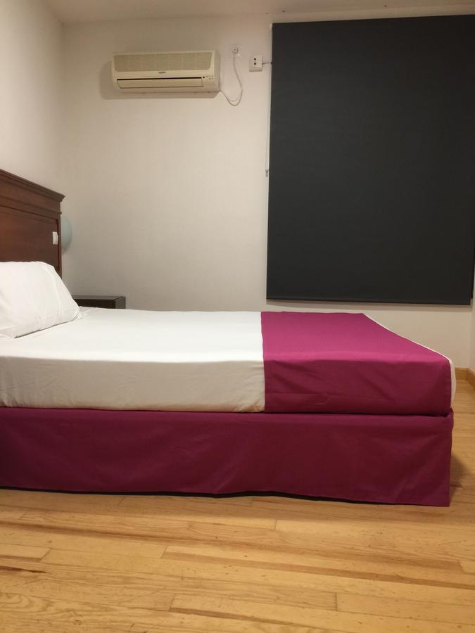 Kubik Hotel Касерес Экстерьер фото